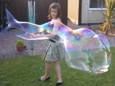 組圖：全球最雷人雞蛋、英雄母雞和泡泡海豚