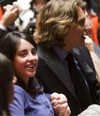 薩科齊兒子從政勢頭驚人 妻是家電巨頭繼承人