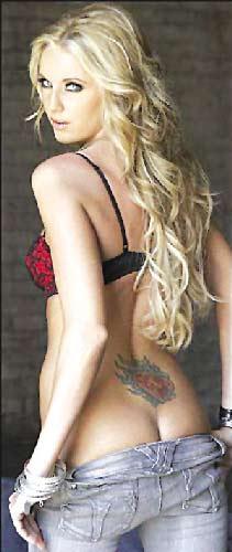 美國名校美女碩士 求職無門成艷星