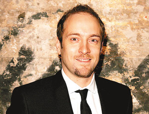 英預(yù)測(cè)出中獎(jiǎng)號(hào)碼魔術(shù)師將催眠電視觀眾