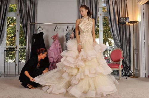 賭王何鴻燊孫女巴黎舉行成人禮(圖)