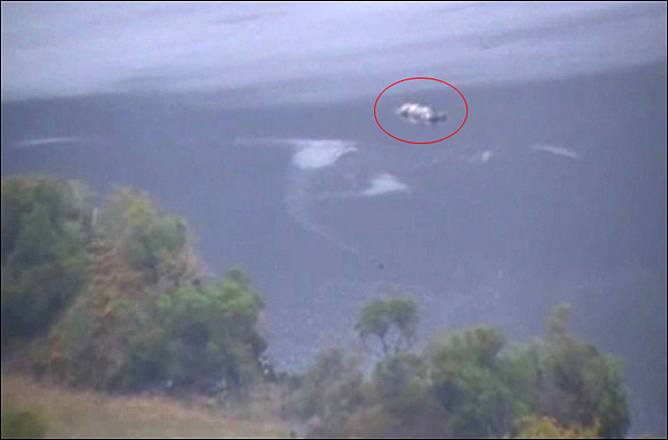 愛(ài)爾蘭基拉尼湖出現(xiàn)“水怪”(圖)