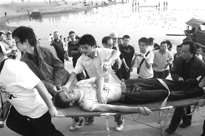 大學生結人梯救人3人溺亡續(xù):集體申報見義勇為