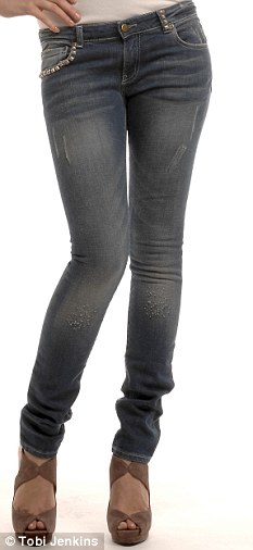 只因受害者穿緊身褲 澳陪審團(tuán)裁定強(qiáng)奸疑犯無(wú)罪