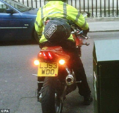 英劫匪攜4000萬珠寶與警察擦肩而過 警方懸賞百萬追查