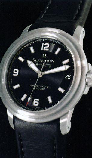 普京夫婦鏡頭前“秀恩愛” 結(jié)婚戒指“泄天機”？