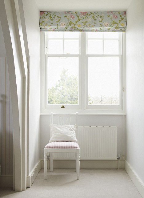 科學(xué)家推出新型智能玻璃 光學(xué)性能超前瞬間可變