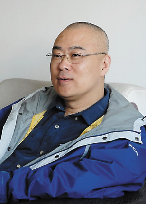 鄭淵潔年入2000萬(wàn)居中國(guó)作家富豪榜榜首