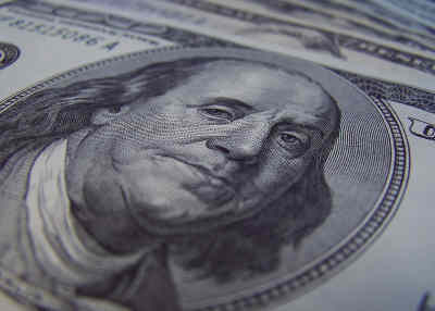 就業(yè)狀況迫使美元再“低頭”