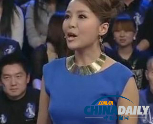 央視主播朱迅錄制節(jié)目疑沒穿內(nèi)衣 激凸明顯