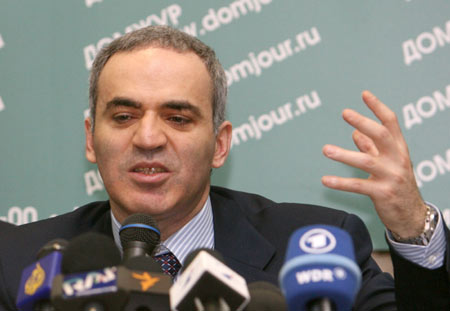 卡斯帕羅夫:從小愛看母親下棋