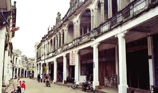 穿島服逛海灘喝老爸茶 長(zhǎng)假?？谟伪刈?0件事