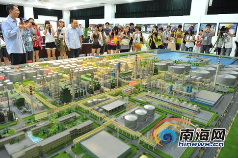 網(wǎng)媒走進海南煉化:產(chǎn)值將超千億元 萬元產(chǎn)值耗水僅0.8噸