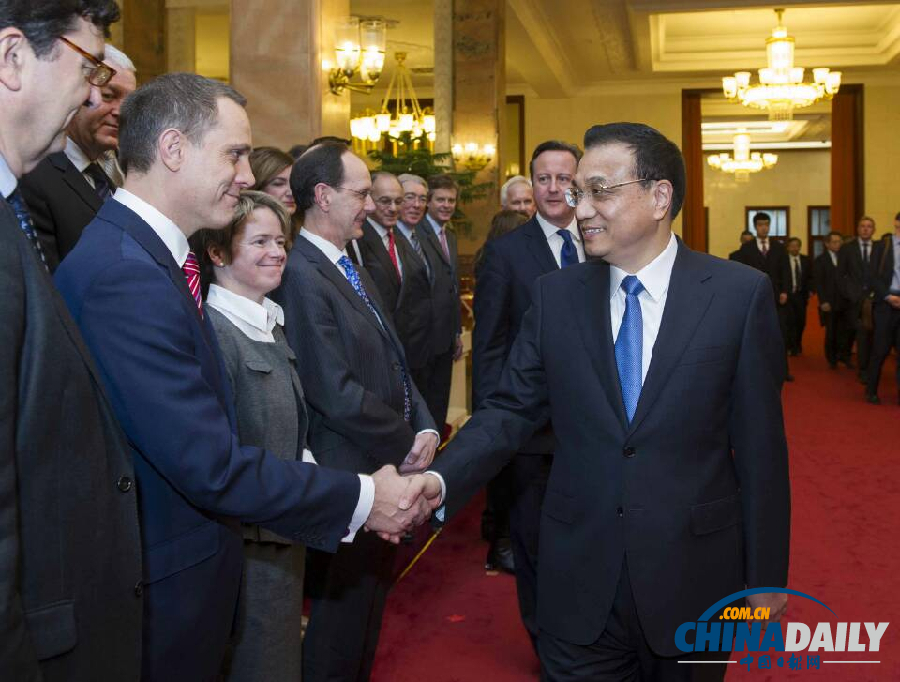 快訊：李克強(qiáng)與卡梅倫共同會見英國企業(yè)家代表
