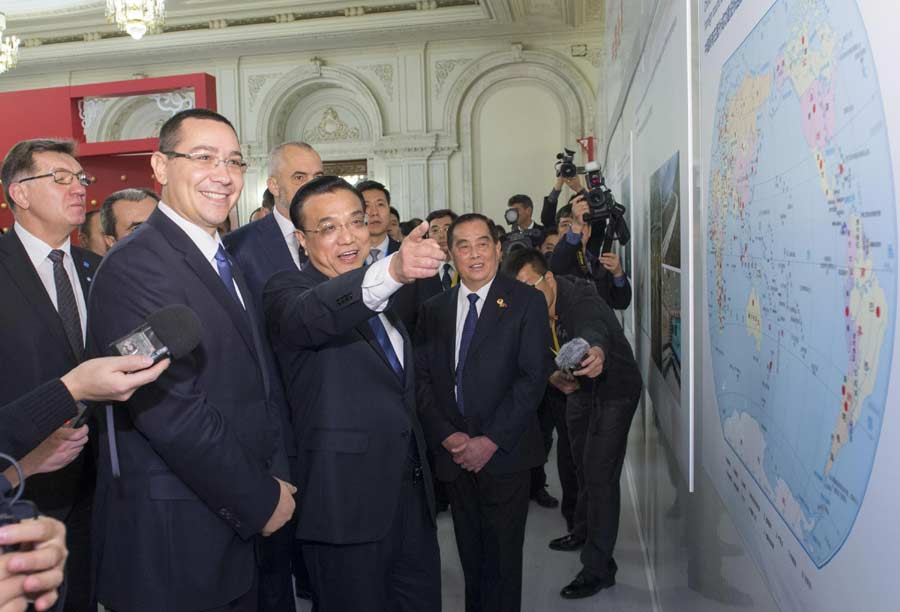 李克強(qiáng)“推銷”中國裝備 宣布合建匈塞鐵路