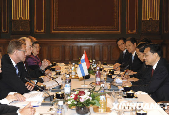 李克強(qiáng)與芬蘭總理萬哈寧會(huì)談