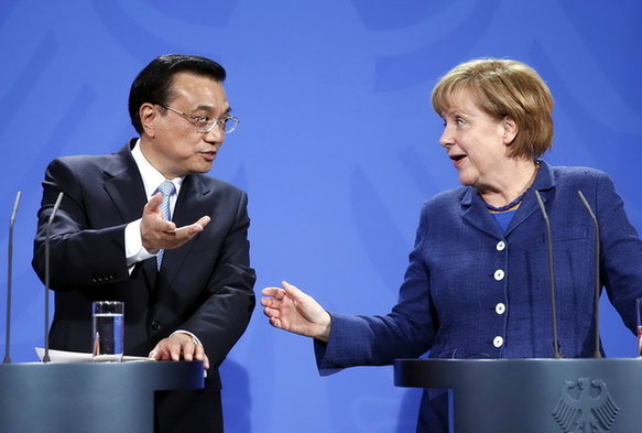 李克強(qiáng)和默克爾共同會(huì)見(jiàn)記者