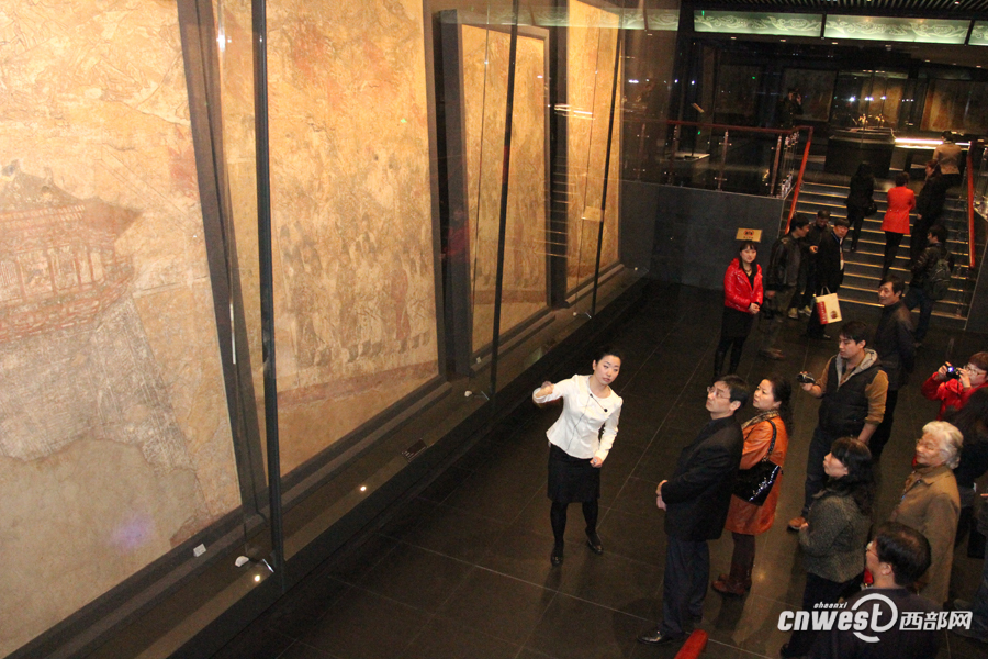 高清組圖:博物館奇妙之夜 和壁畫中人一起穿越