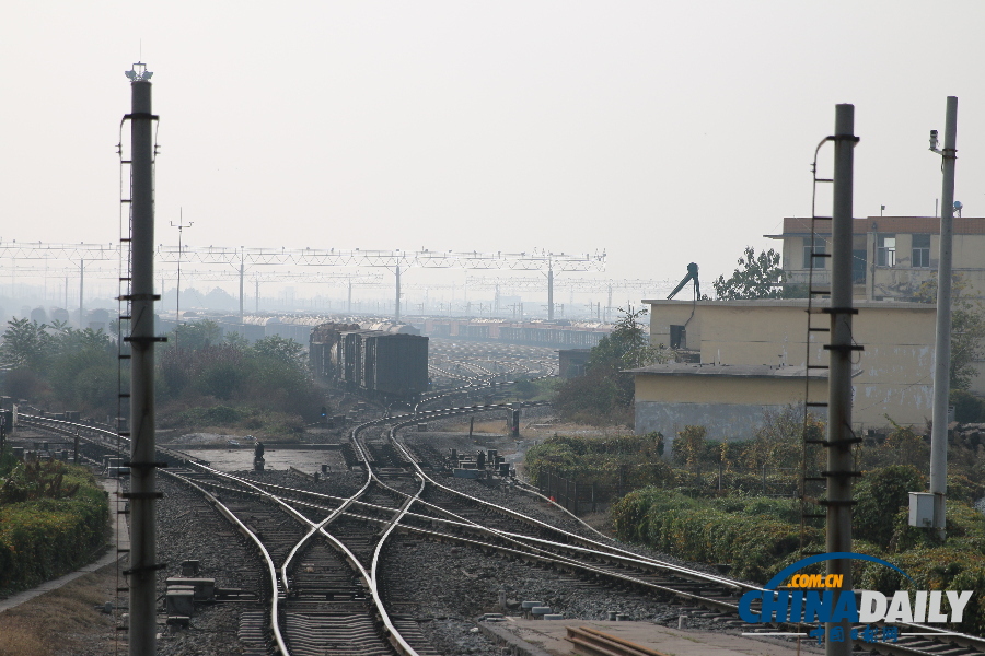 探訪新絲路經(jīng)濟帶交通樞紐：新豐鐵路編組站及西安咸陽國際機場