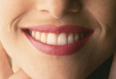 伊朗否認(rèn)入境遭拒美國女子是間諜 外界關(guān)注“情報(bào)牙”