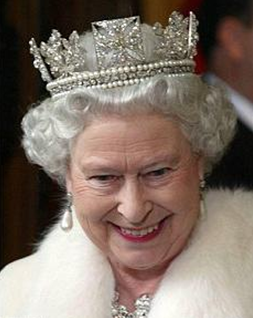 英國女王練就好本事 根據(jù)引擎聲音判斷飛機型號