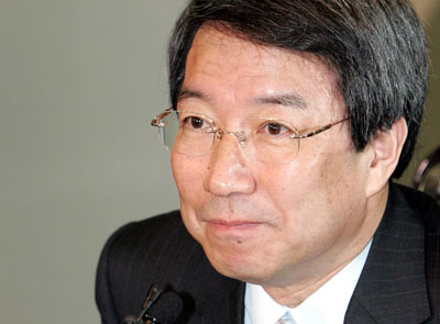 李明博改組政府6部門 提名鄭云燦擔(dān)任韓國(guó)總理