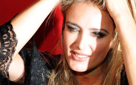 老貝今年老“背”了?英媒盤點(diǎn)意總理的“多災(zāi)之年”