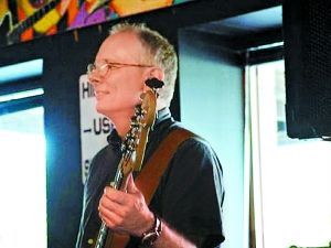 美國男子為發(fā)泄不滿駕機(jī)撞大樓 與恐怖主義無關(guān)