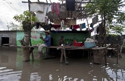 哥倫比亞一天發(fā)生兩起山體滑坡 數(shù)十人傷亡