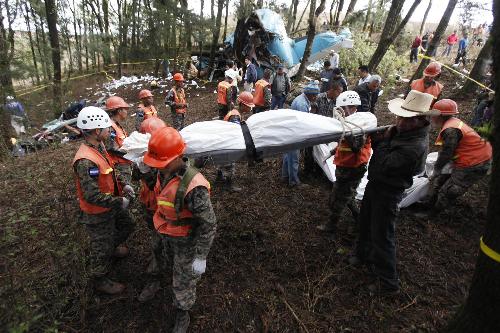 洪都拉斯小飛機(jī)墜毀14人全部遇難 死者包括多名要人