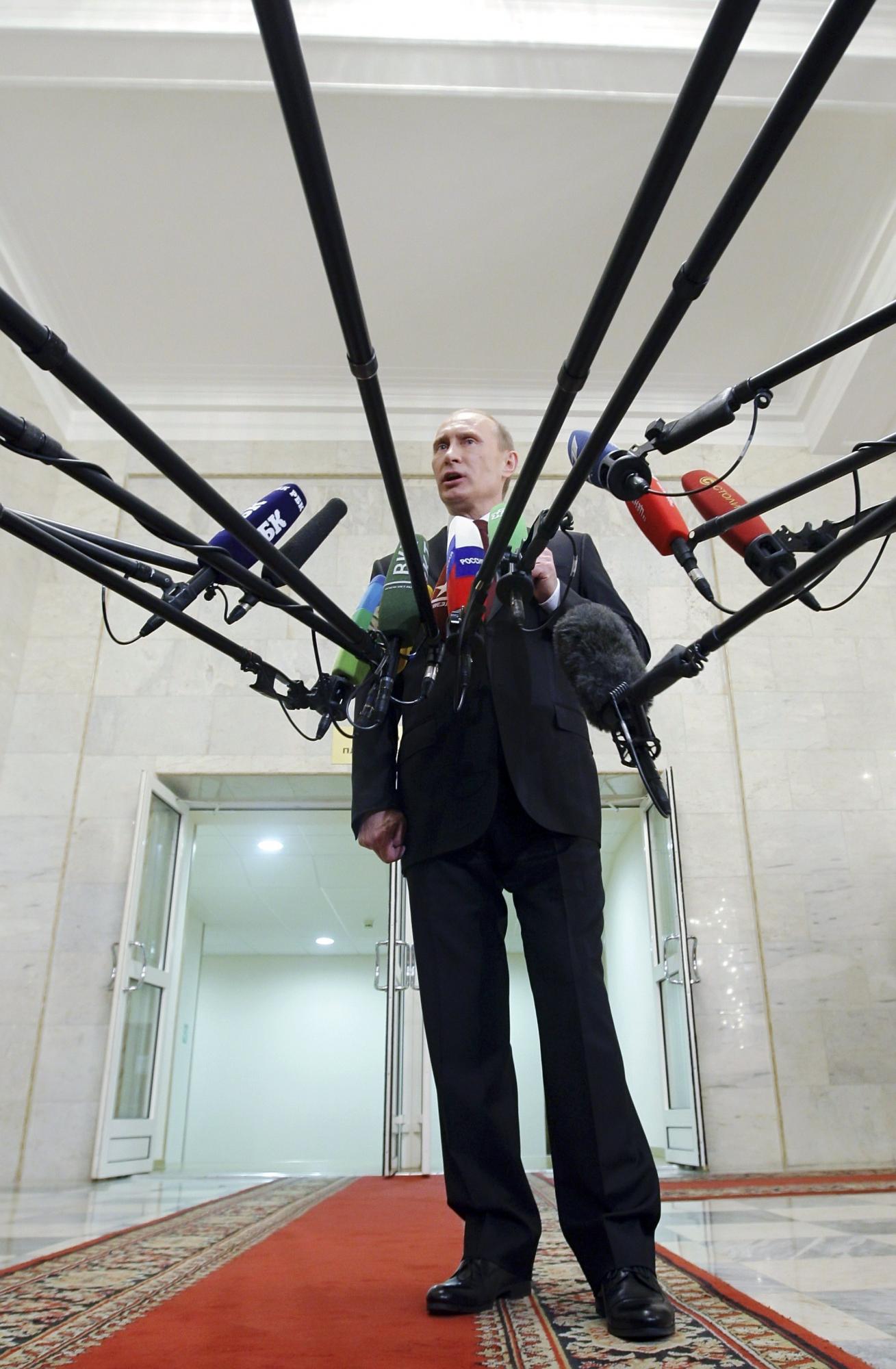 普京稱俄經(jīng)濟(jì)將提前“復(fù)位” 擬投530億美元鼓勵(lì)生育