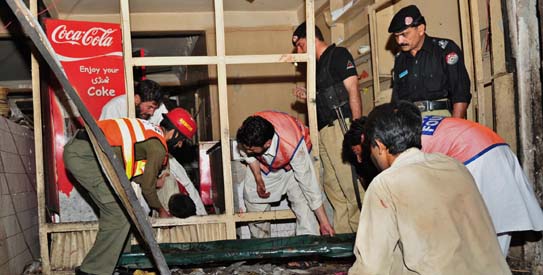 巴基斯坦兩起爆炸130余人死傷 高官堅持減少駐巴美軍數(shù)量