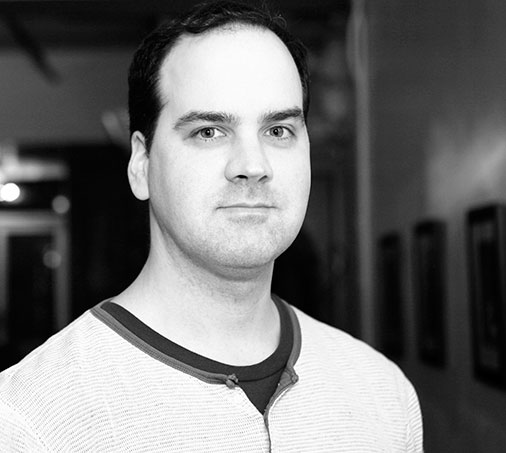 盲人新福音 美發(fā)明家造“會探路”的超聲波手套