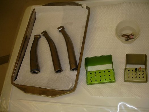 治療齲齒有新招 英國(guó)科學(xué)家發(fā)明可使牙齒再生牙膏