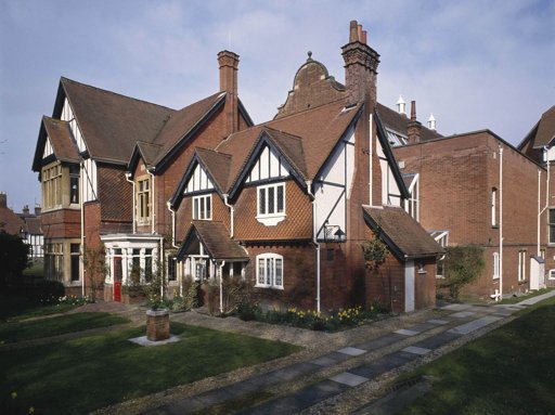 犀角價(jià)格飆升博物館早防范 英大盜僅竊得一對(duì)復(fù)制品