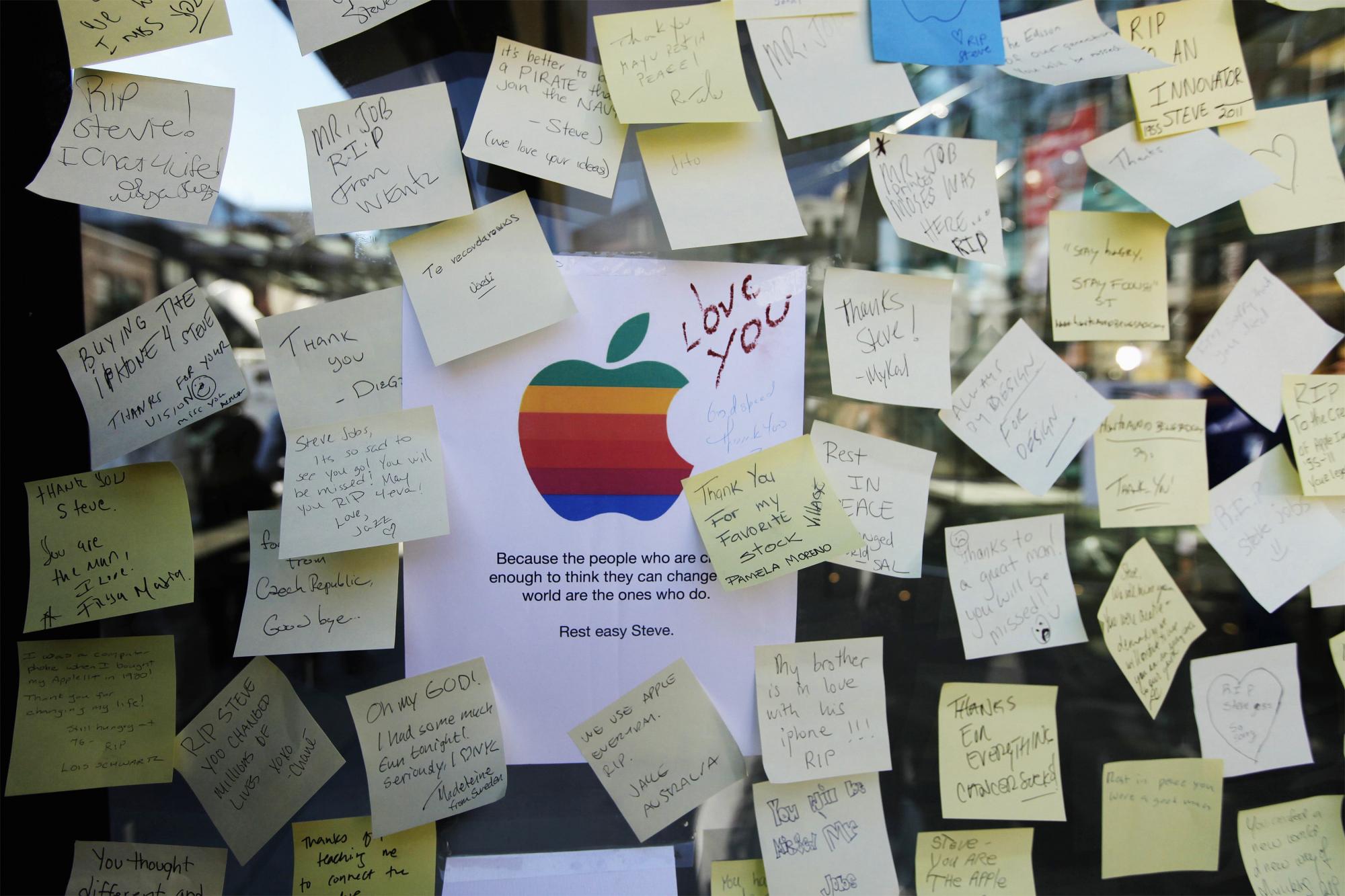 喬布斯葬禮低調(diào)舉行 個人秘史備受關(guān)注