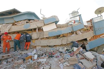 土耳其偏遠(yuǎn)村落尚未獲救援