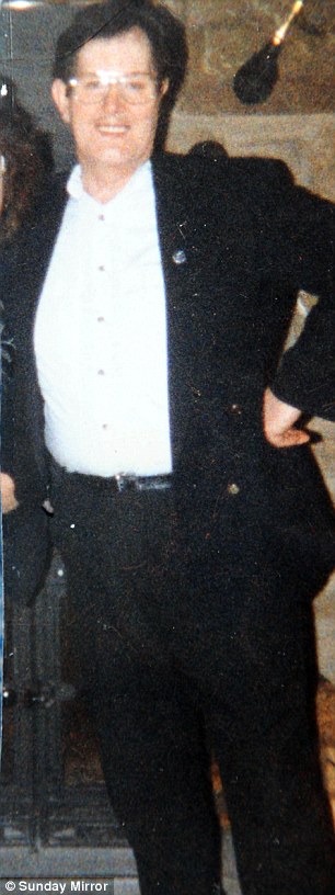 年齡擋不住一顆要當女人的心！英最老變性者期待“白馬王子”