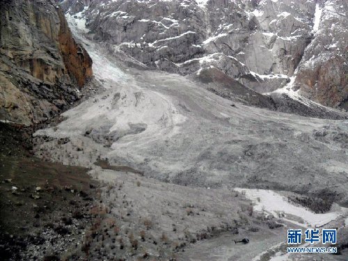 巴基斯坦軍方公布雪崩事故現(xiàn)場照片