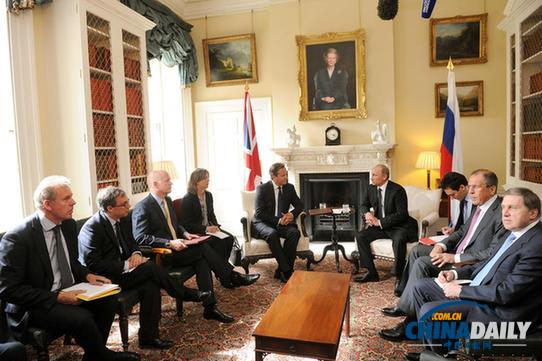 卡梅倫與普京會(huì)晤討論敘利亞問(wèn)題