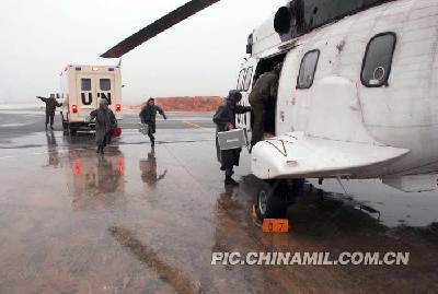 目擊中國赴黎維和二級醫(yī)院“天使空中營救”演習