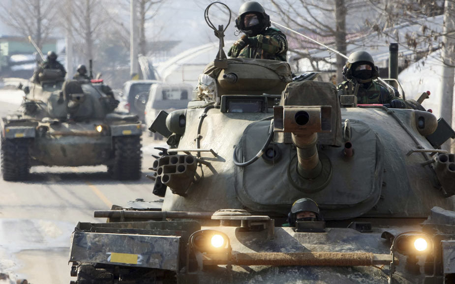 韓國陸軍部隊嚴(yán)寒中進(jìn)行戰(zhàn)術(shù)演練