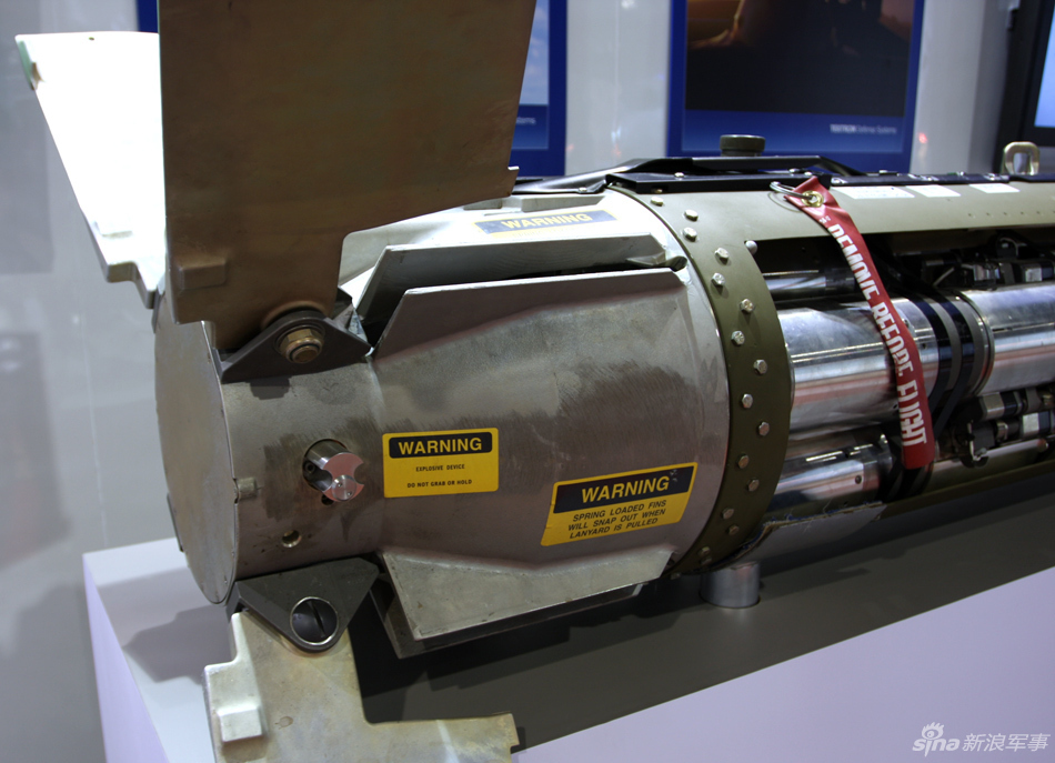 美國(guó)智能集束炸彈亮相新加坡