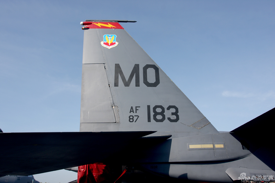 美國空軍展示兩架F－15E攻擊鷹戰(zhàn)斗轟炸機(jī)