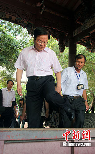 圖：蔡武參觀臺南孔廟