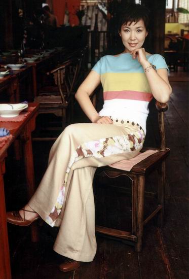 才情勝美貌 盤點(diǎn)五大“玉女變才女”