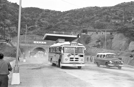 臺灣開啟交通現(xiàn)代化之路 南北一日生活圈形成