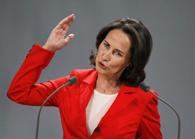 競選綱領(lǐng)來遲 羅雅爾公布百項計劃挽頹勢