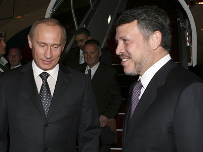 普京抵約旦受“空前”禮遇 國王親自為其開車