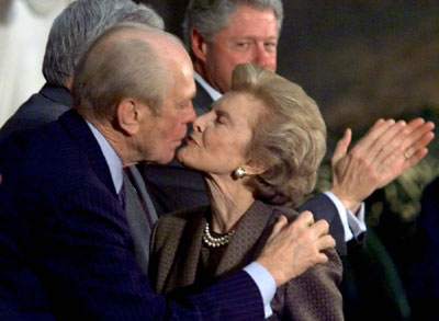 圖：美前總統(tǒng)福特遺孀手術(shù)后恢復(fù)狀況良好